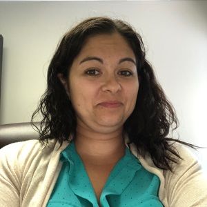 Meet your Posher, Crystal